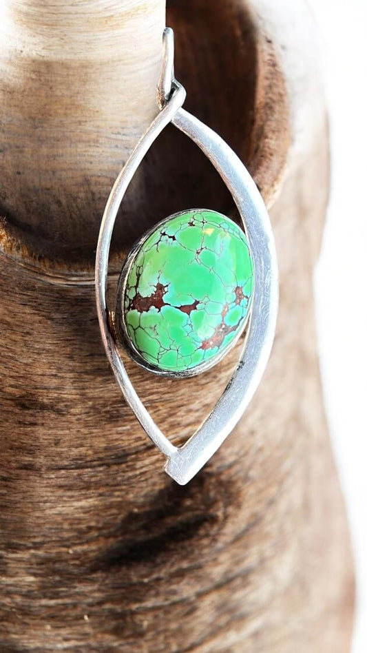 Timeless Eye” – Egyptian Turquoise Pendant with Silver Chain
