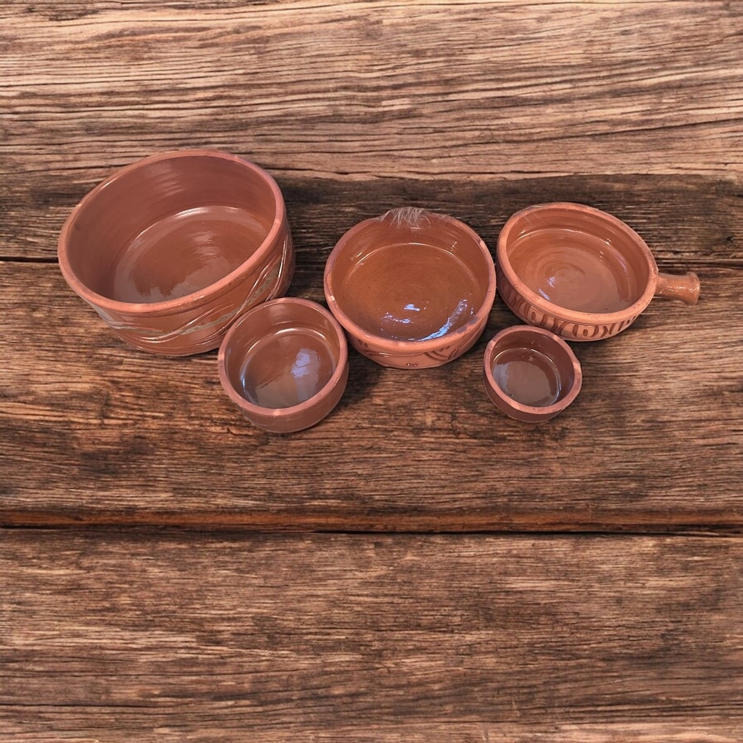 Set di tajine in argilla artigianale - Pentole tradizionali da 5 pezzi (con padella) 