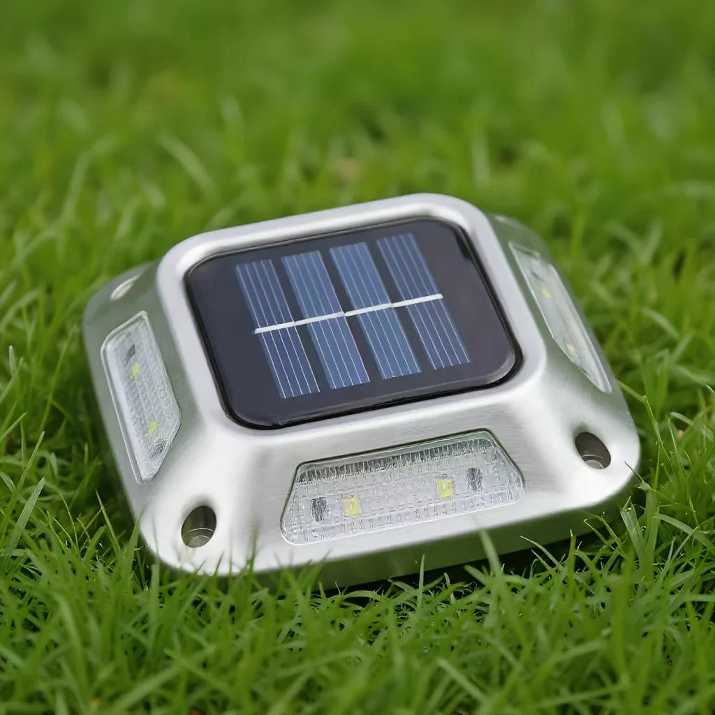 Nilora DuoGlow Solar Step Light
